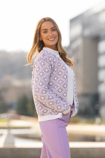 Viking Garn 2217 11B Märtha Kofte Viking Garn 2217 11B Märtha Kofte
