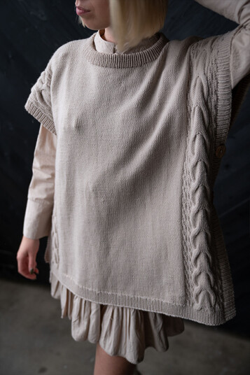 Garnius 443-03 Lilou ponchovest Garnius 443-03 Lilou ponchovest