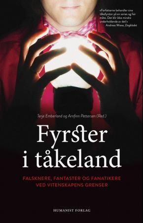 Fyrster i tåkeland Pocket Fyrster i tåkeland Pocket