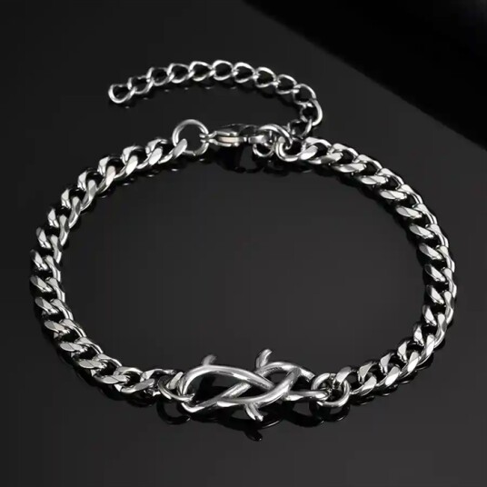 Iron knot / Herrearmbånd i rustfritt stål. Iron knot / Herrearmbånd i rustfritt stål.