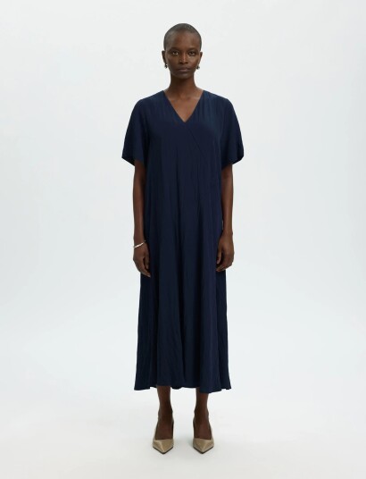 Selected Slfiona Regular 2/4 Ankle Dress B Navy 40 Selected Slfiona Regular 2/4 Ankle Dress B Navy 40