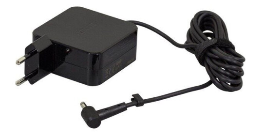 ASUS 45W Strømadapter for Laptop - Svart ASUS 45W Strømadapter for Laptop - Svart