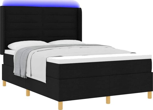 Seng med madrass og LED Svart 140x200 cm Stoff Seng med madrass og LED Svart 140x200 cm Stoff