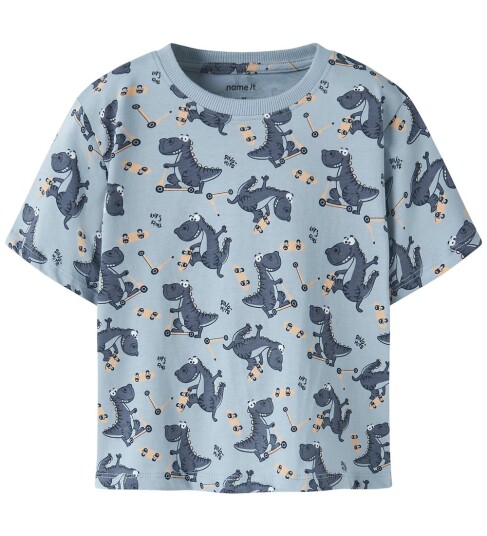 Name It T skjorte NmmWalther Blue Fog/Dino Skøyter Name It 5 år 110 T skjorte Blå Name It T skjorte NmmWalther Blue Fog/Dino Skøyter Name It 5 år 110 T skjorte Blå