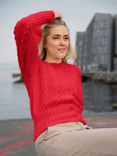 Dale Garn 451 15B Kira Cardigan