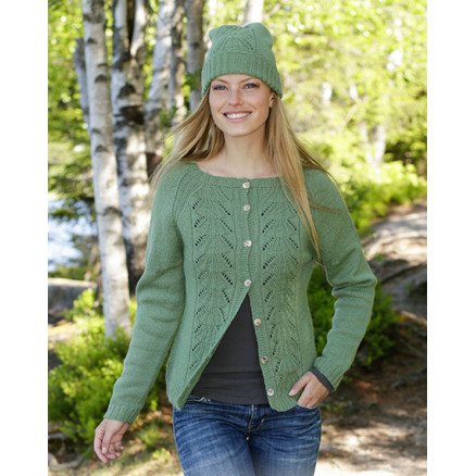 Â Green Luck by DROPS Design Lue Strikkeoppskrift str S XL