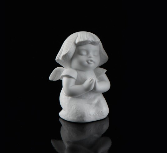 Goebel Little Angels Evening Prayers Engel 7,5 Cm