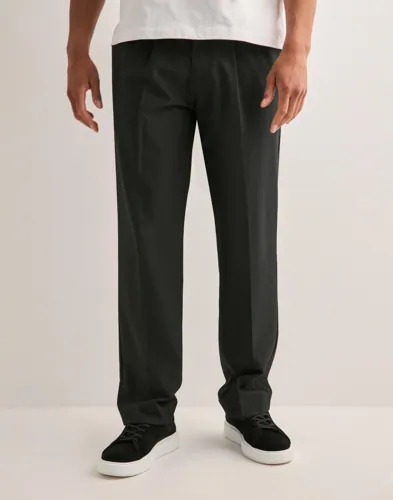 Jack & Jones Jprcckarl Jjcameron Pleated Chino N Chinos Svart