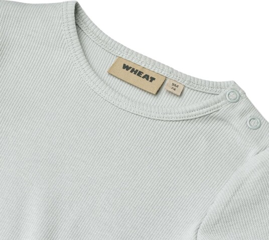 Wheat Rib Body Spencer Soft Blue (80 / 1 år)