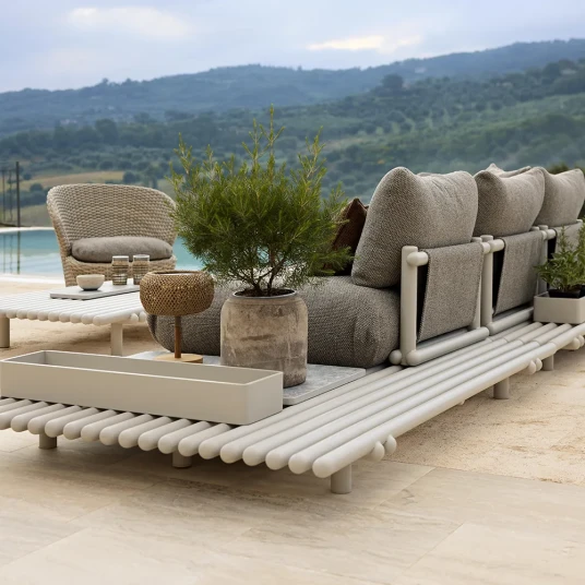 Cane line Sticks sofa m/ sjeselong Alu/desert sand Cane line Sticks sofa m/ sjeselong Alu/desert sand