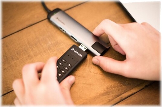 Usb Verbatim 3.0 Keypad Secure Drive 64Gb Usb-A Usb Verbatim 3.0 Keypad Secure Drive 64Gb Usb-A