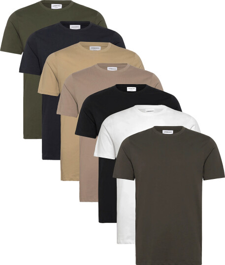 Lindbergh | 7 Pack Tee With Flag Print S/S | S