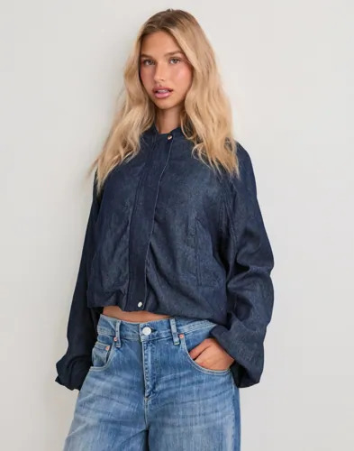 Vero Moda Blå Vmliara Ls Bomber Wvn Exp