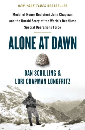 Alone At Dawn Av Dan Schilling, Lori Chapman Longfritz