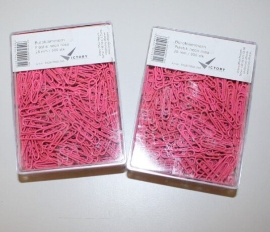 Victory Office Products Victory Office Product Spiker/Knappenåler Runde 28 Mm Victory Office Products 6028Kp800 095 Neonrosa Metallbelagt I Plastboks 800 Stk