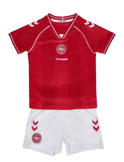 Hummel Dbu 26 Home Mini Kit Red 80 Hummel Dbu 26 Home Mini Kit Red 80