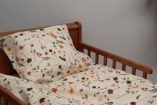 By Mats Bed Linen Junior Size 100 x 140 cm Spring Flowers MAT133