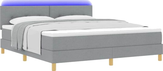  Box Spring Seng med Madrass & LED Lysegrå 180x200 cm Stoff