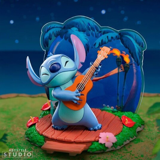 Lilo & Stitch Samlefigur Stitch med Ukulele 15 cm