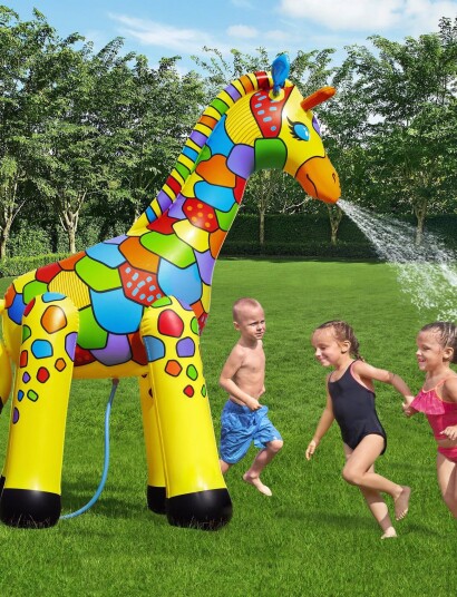 Bestway Jumbo Giraffe Sprinkler 1.98M