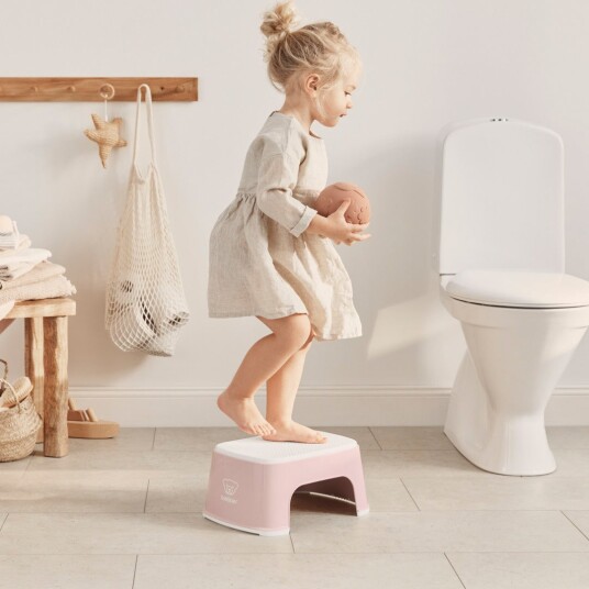 Babybjörn Step Stool Baderomskrakk Barn M/antiskli Rosa Babybjörn Step Stool Baderomskrakk Barn M/antiskli Rosa