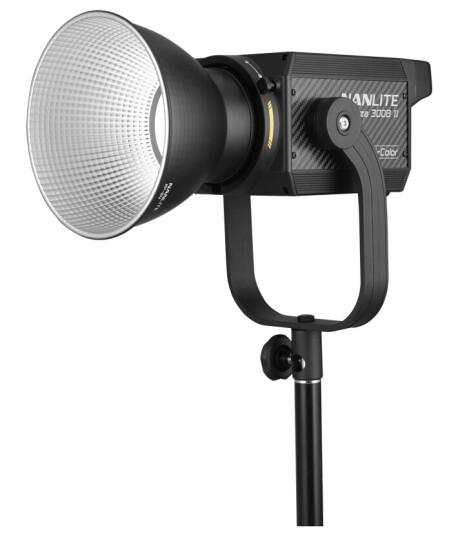 Nanlite Forza 300B II Bicolor LED Spot 300W. 2700-6500K LED. DMX