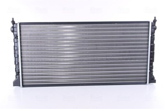 Radiator NISSENS 651611