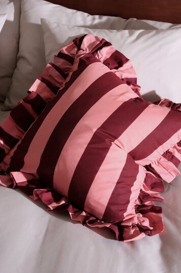 Jotex 50x50 Cm Putetrekk Rosa/vinrød FREDDIE 21777170331