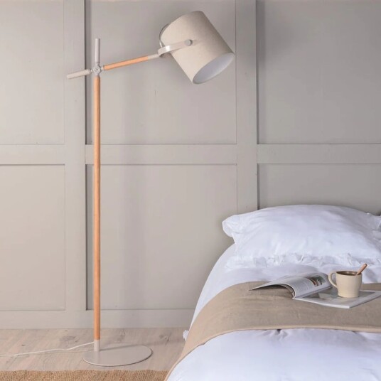Venture Home Dennis gulvlampe 156 cm - Beige/Trefarget 1674638-02-0 1674646-01-0 Venture Home Dennis gulvlampe 156 cm - Beige/Trefarget 1674638-02-0 1674646-01-0