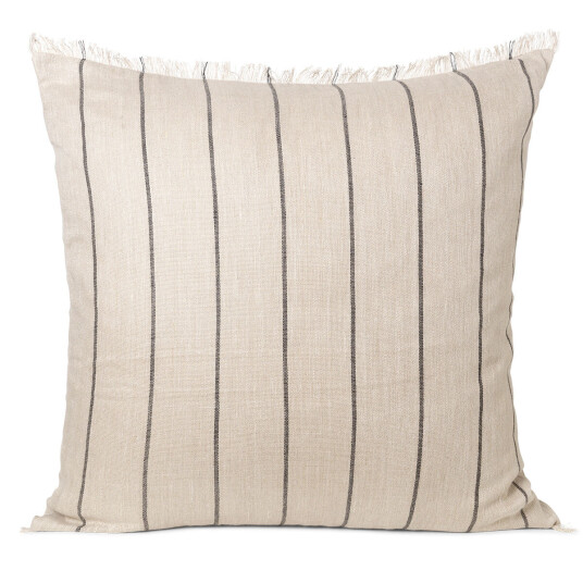 ferm LIVING Calm pute camel-black 78x78 cm ferm LIVING Calm pute camel-black 78x78 cm