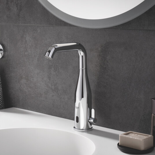 GROHE ESSENCE E BERØRINGSFRITT SERVANTBATTERI KROM GROHE ESSENCE E BERØRINGSFRITT SERVANTBATTERI KROM