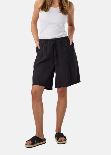 Savannah Crinkle Bermuda Shorts W Savannah Crinkle Bermuda Shorts W