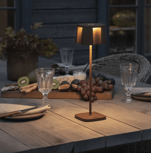 Trend Collection Nice bordlampe – oppladbar og dimbar, rust 36 cm