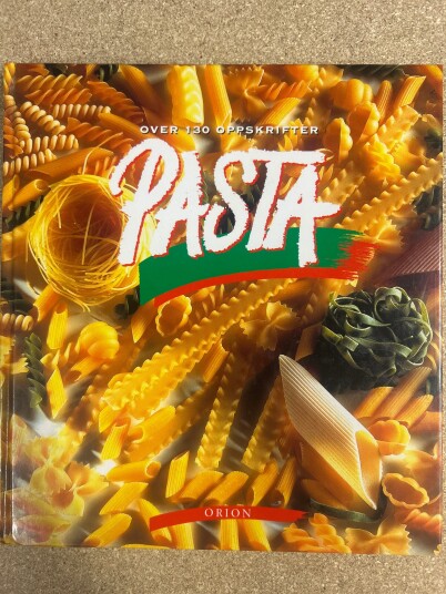 Pasta Innbundet Pent brukt bok