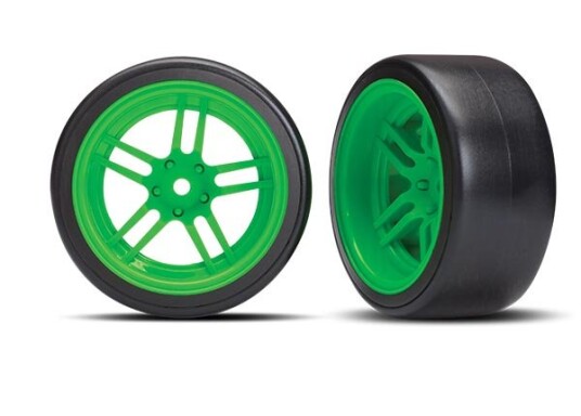 Traxxas 8377G Tires & Wheels Drift 1.9" on Green Split-spoke Rea