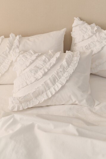 Ellos Home Putetrekk Juliette Curve Frill i vasket bomull Hvit
