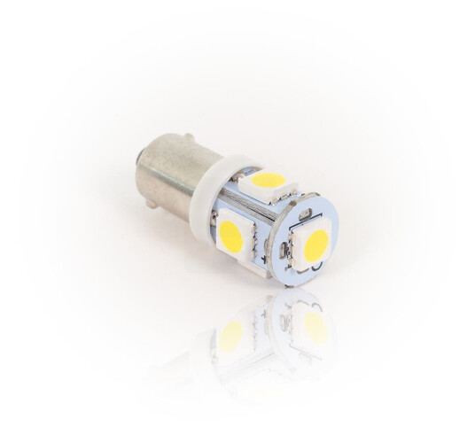 BA9S 24v LED hvit BA9S 24v LED hvit