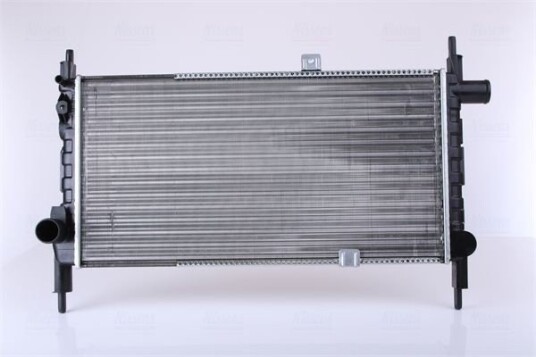 Radiator NISSENS 632381