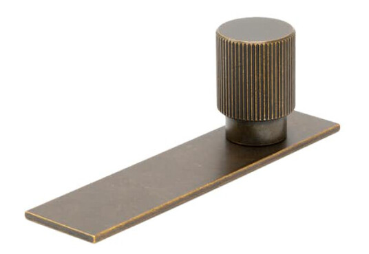 Knott Beslag Design Arpa med Bakplate Ø22 mm