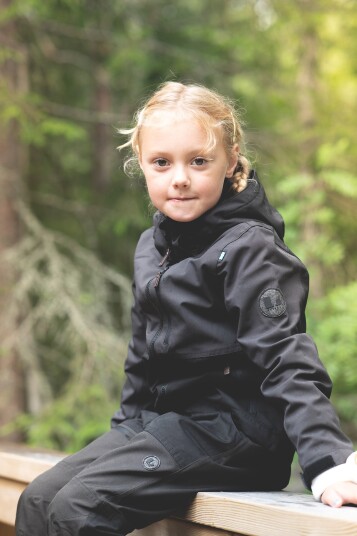 Lindberg Kids' Explorer Jacket 110, Black Lindberg Kids' Explorer Jacket 110, Black