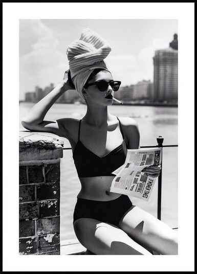 Women Reading Newspaper Print Plakat Plakat / 50x70cm