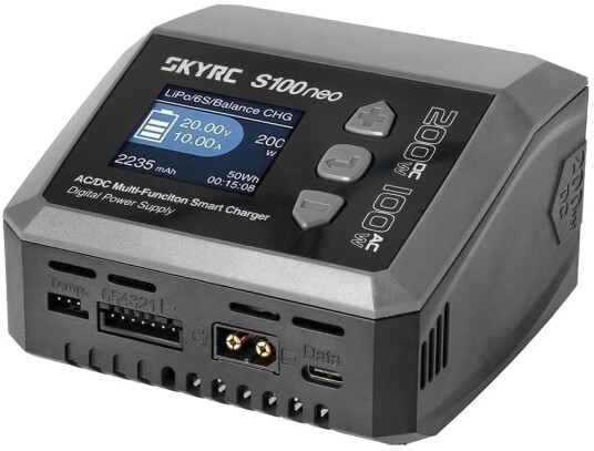 SkyRC S100 Neo 200W DC/AC Lader for Fjernstyrte Kjøretøy med Balansering SkyRC S100 Neo 200W DC/AC Lader for Fjernstyrte Kjøretøy med Balansering