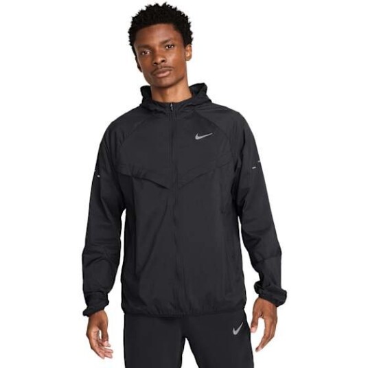 Nike UV Repel Stride Jacket Sort S Nike UV Repel Stride Jacket Sort S