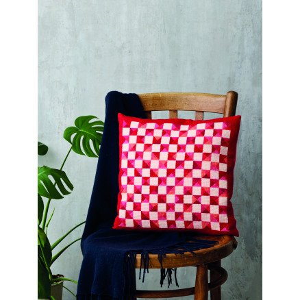 Permin Broderisett Røde diamanter 38x38cm