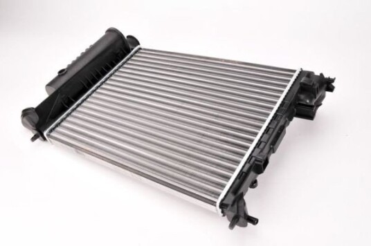 Radiator THERMOTEC D7P041TT Radiator THERMOTEC D7P041TT