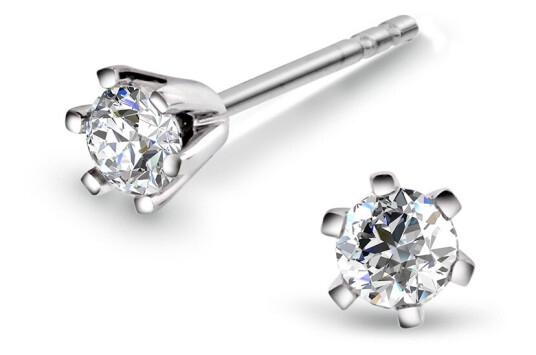 Olivia by Gullfunn, Øredobber i 585 hvitt gull med diamant 0,40 ct
