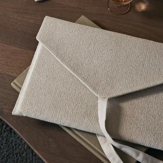 Ferm Living Abode Høydemåler Undyed Off White