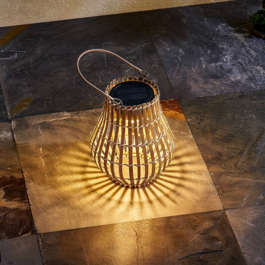 Lindby LED-solcellelampe Amaria bambus Ø 18 cm