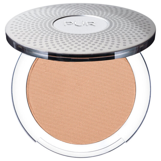 PÜR 4-in-1 Pressed Mineral Foundation Blush Medium med SPF 15 og Hudpleie-Egenskaper PÜR 4-in-1 Pressed Mineral Foundation Blush Medium med SPF 15 og Hudpleie-Egenskaper