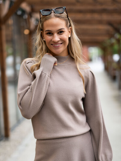 Y.A.S Fonny Long Sleeve Knit Pullover Beige XL Y.A.S Fonny Long Sleeve Knit Pullover Beige XL